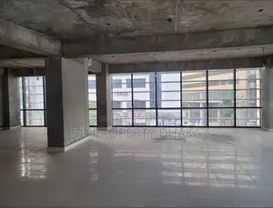 7000 Sqft Brand new building open Commercial space rent in Gulshan