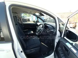 Toyota Noah X SMART PACKAGE 2021