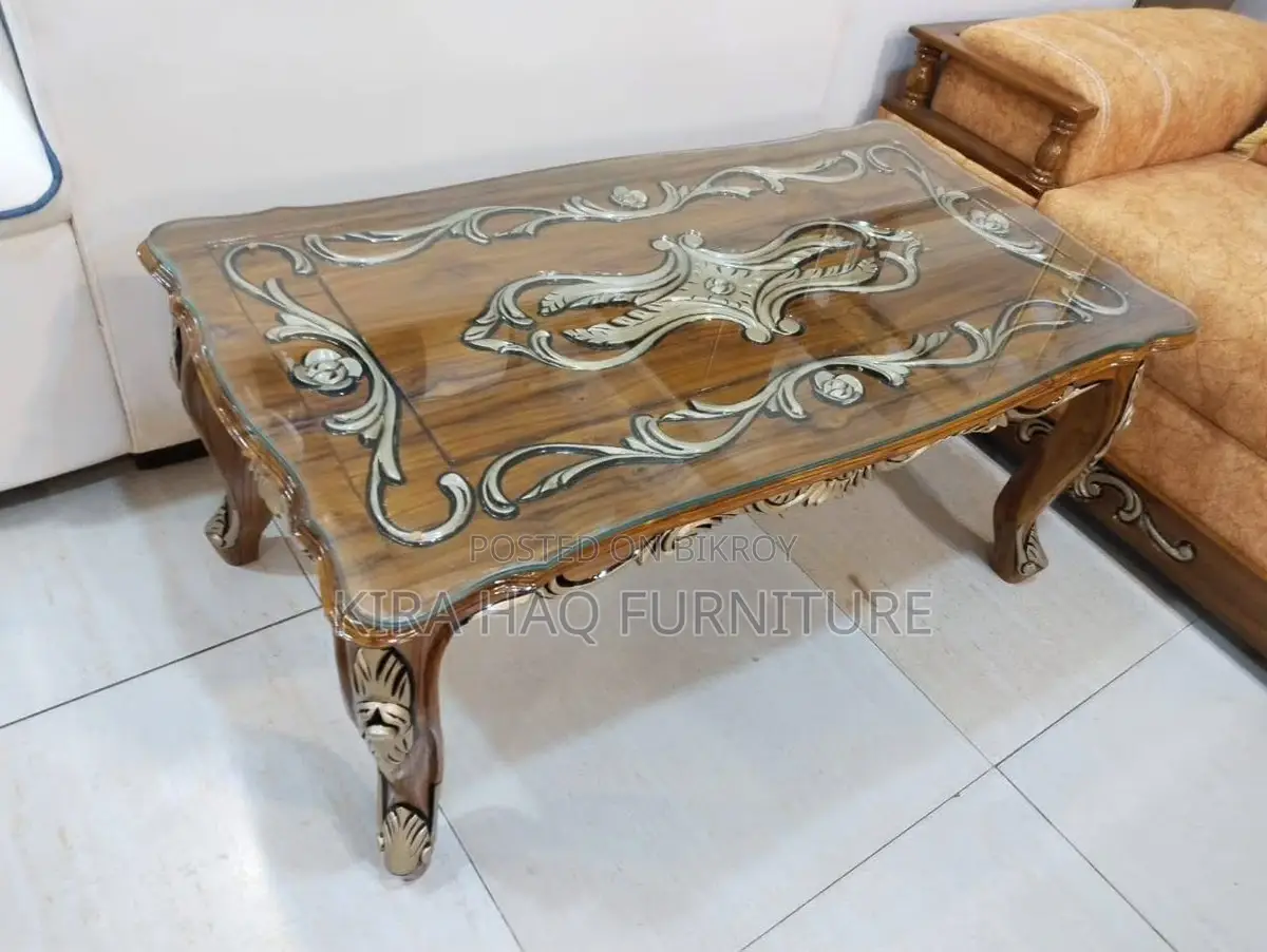 Victoria Tea Table made of Teak Wood