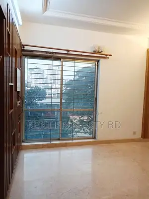 2200 sft 3-bedroom nice apartment for rent in Banani