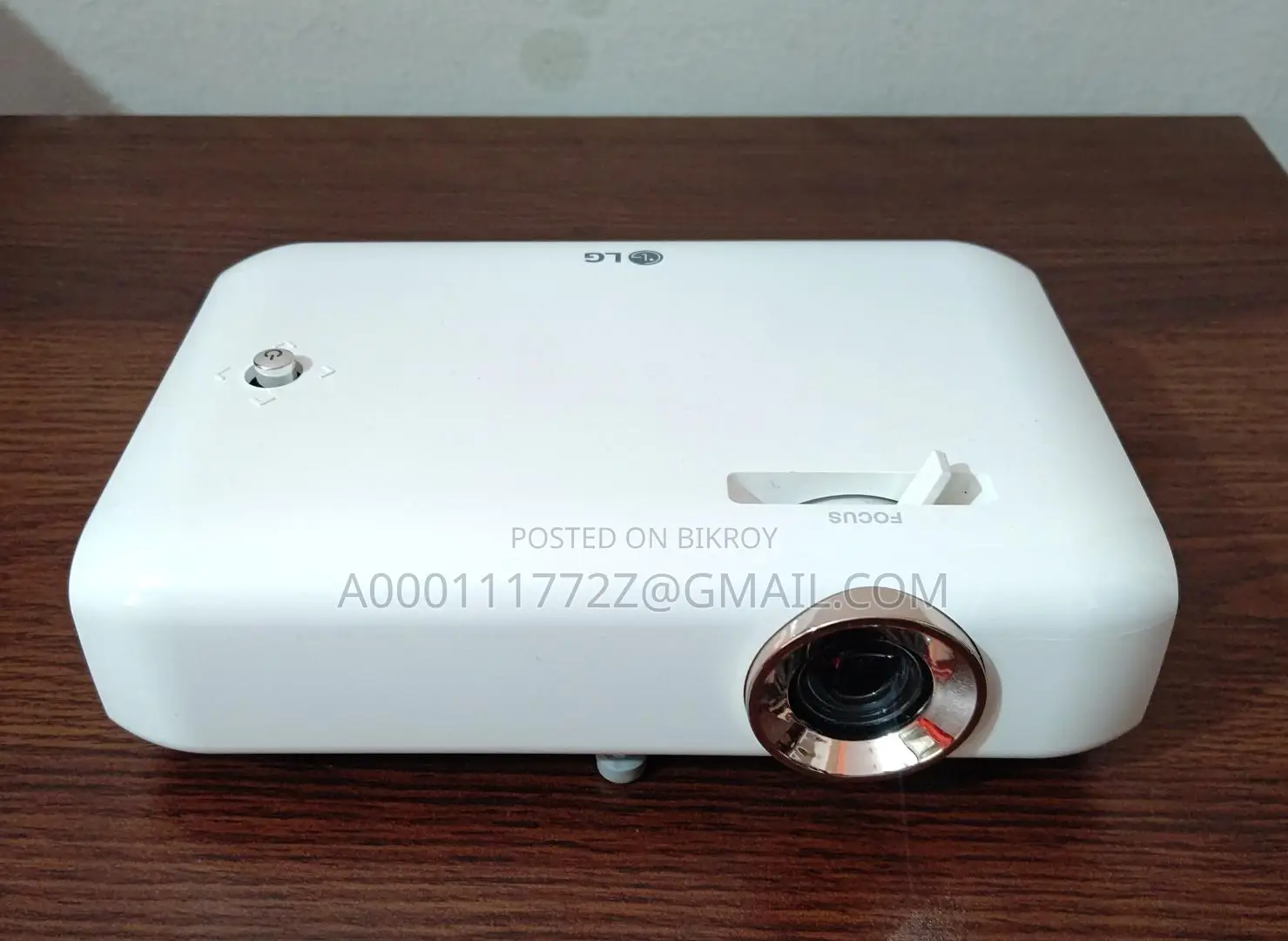LG PH550 CineBeam DLP LED Projector made in Korea Home Cinema