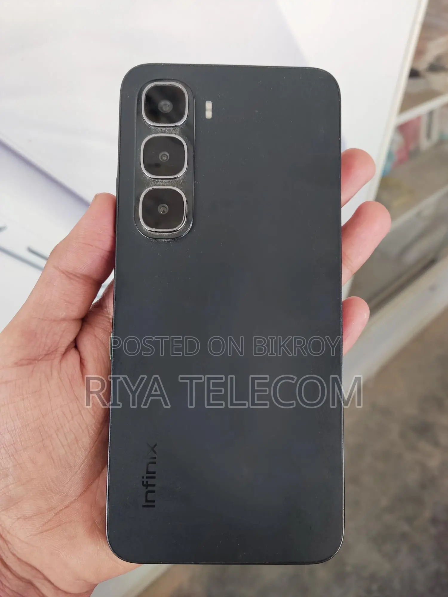 Infinix Hot 60i 8/256 (Used)