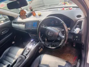 Honda Vezel hybrid 2014