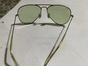 Vintage Ray Ban BL Photochromic Sunglasses 58 14 green lenses.