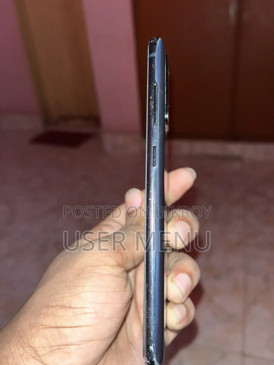 Samsung Galaxy S20 FE 8/128 (Used)