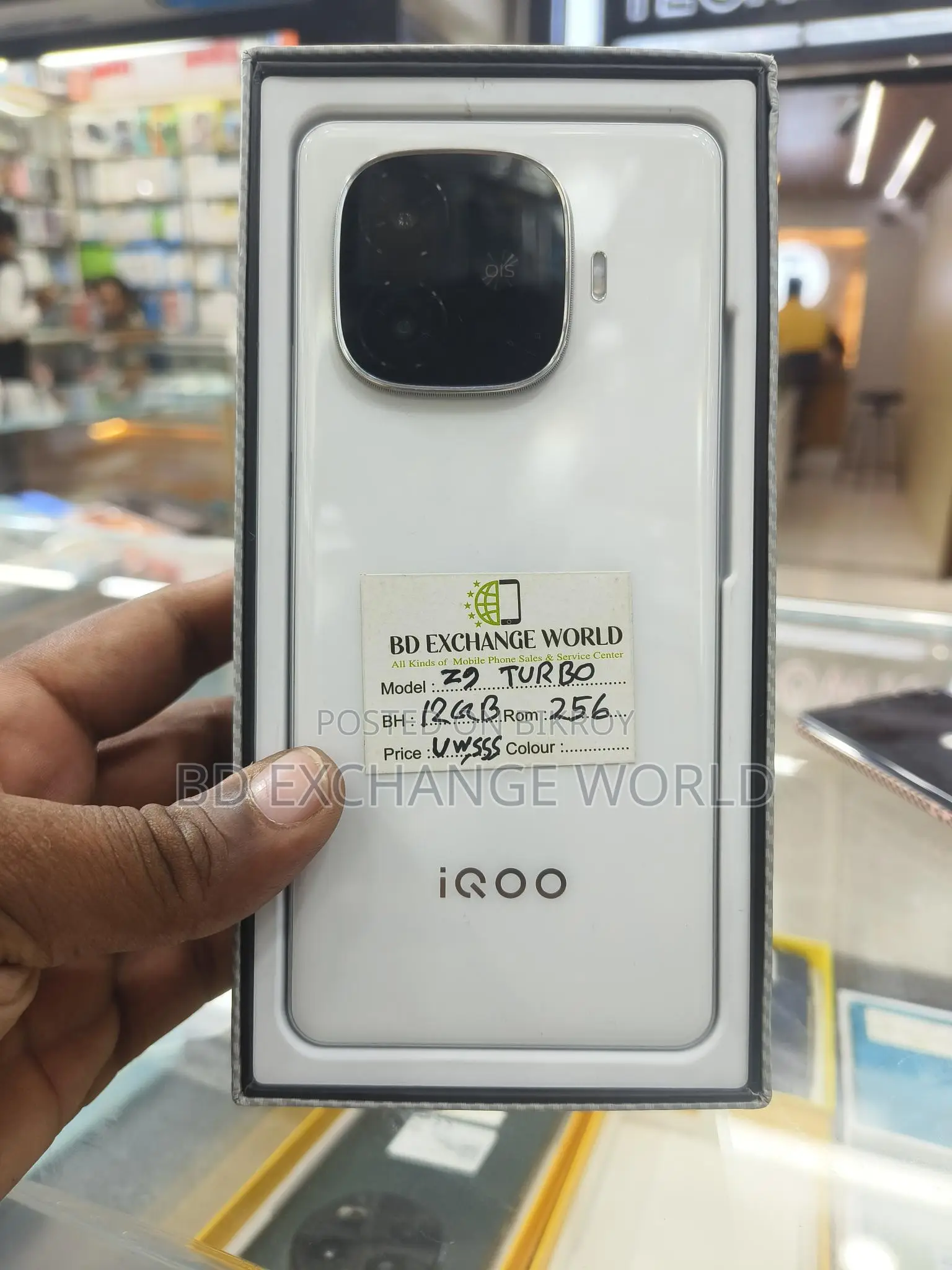 iQOO Z9 turbo 12/256 (Used)