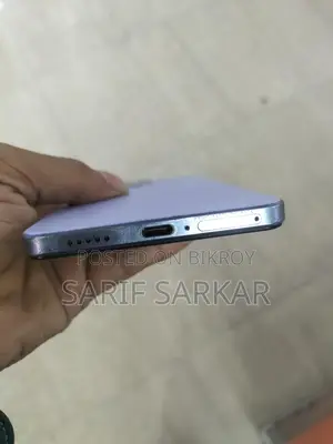 Vivo V27e . (Used)