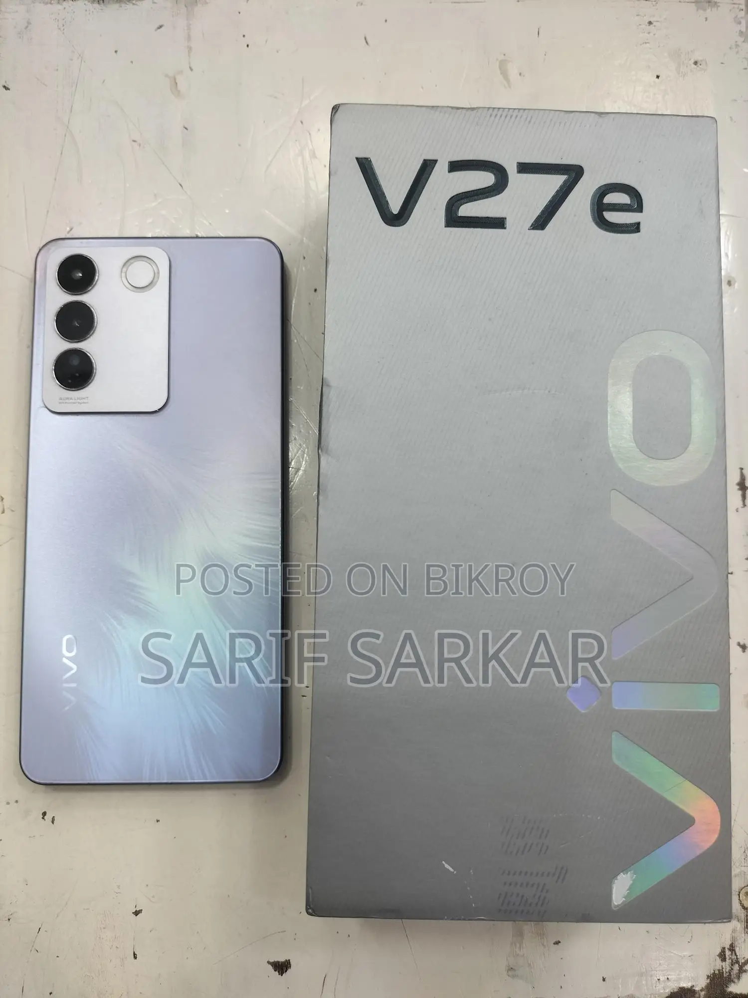 Vivo V27e . (Used)