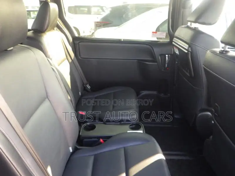 Toyota Esquire GI DYNAMIC AEROSTYLE 2020