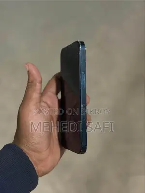Apple iPhone 13 (Used)
