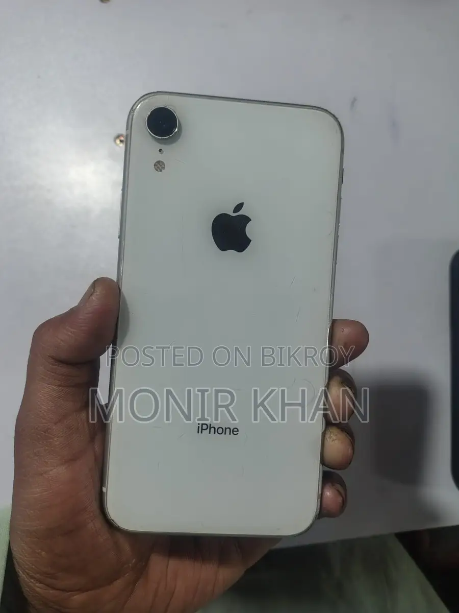 Apple iPhone XR (Used)