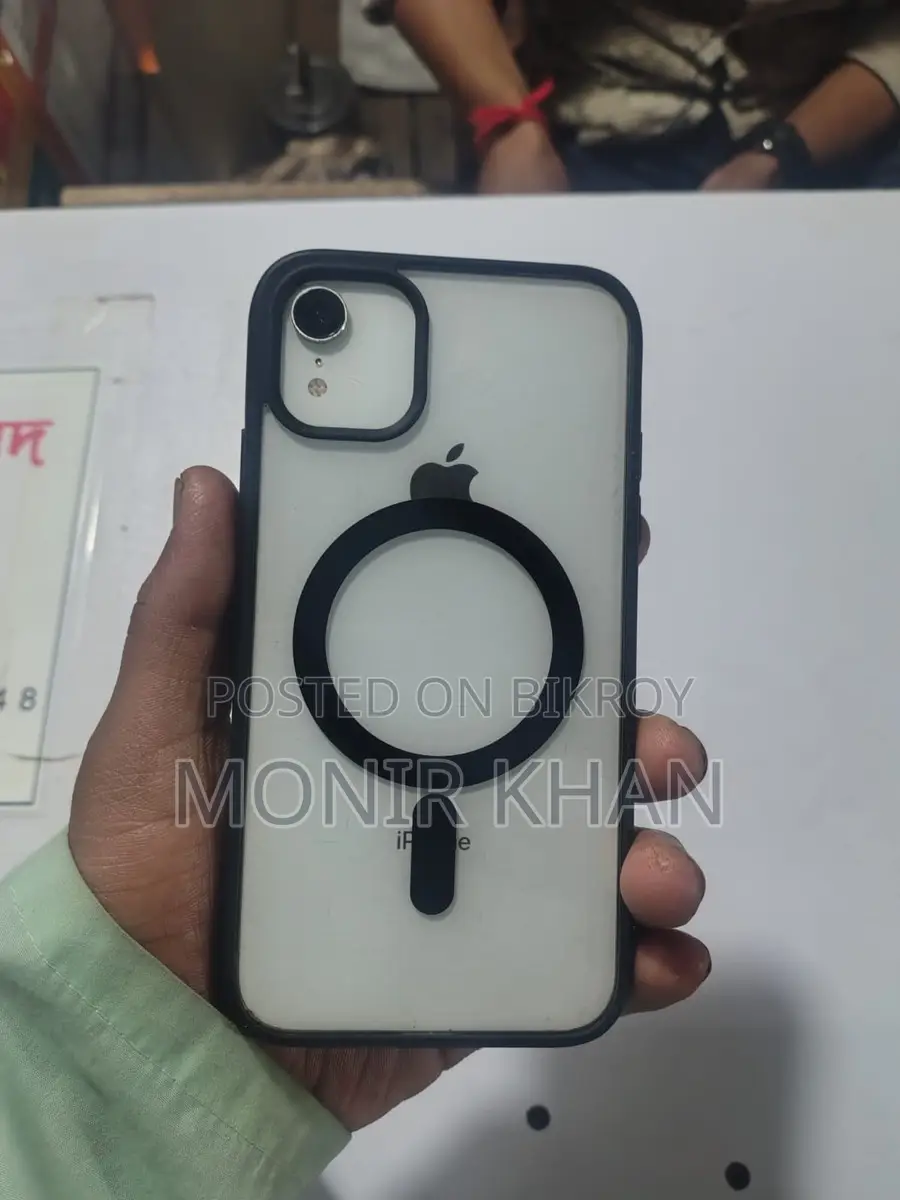 Apple iPhone XR (Used)