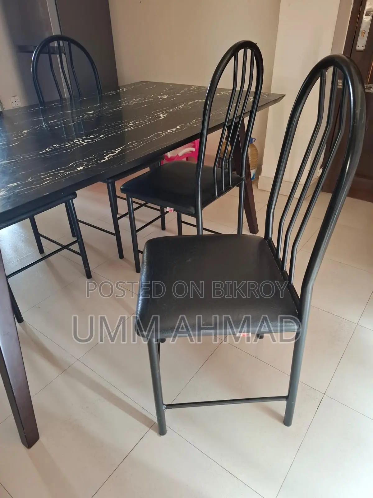 Dining table with 4 chair combo