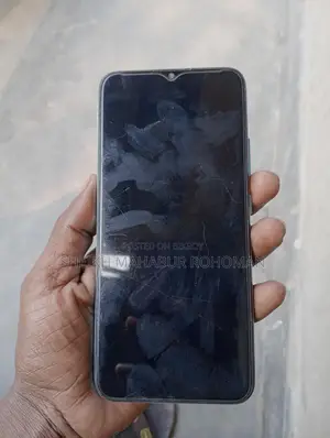 Realme 7 ৩,৩২ (Used)