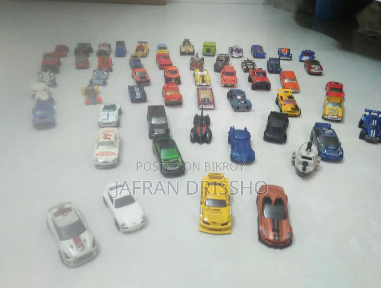 55 Hotwheels Lot