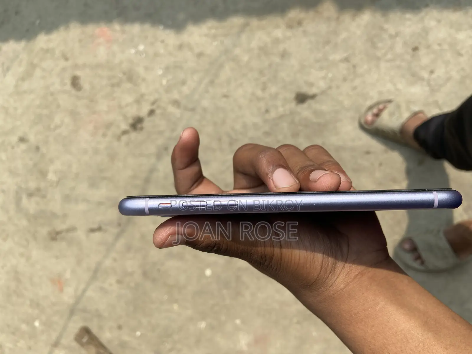 Apple iPhone 11 (Used)