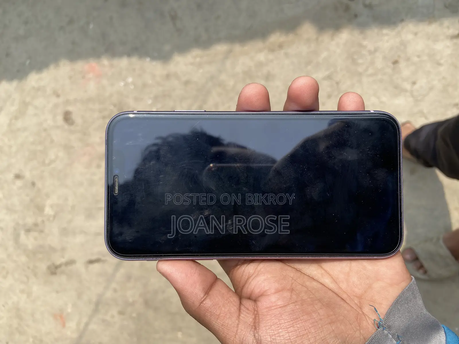 Apple iPhone 11 (Used)
