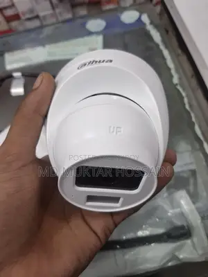 অভিজ্ঞ ইলেকট্রিশিয়ান
