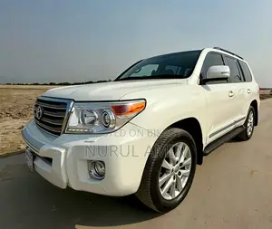 Toyota Land Cruiser VX8 VXR TWIN TURBO 2015