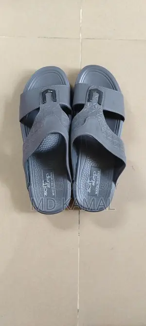 নতুন বিদেশি জুতা