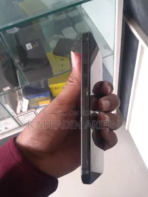 Apple iPhone 15 pro max . (Used)