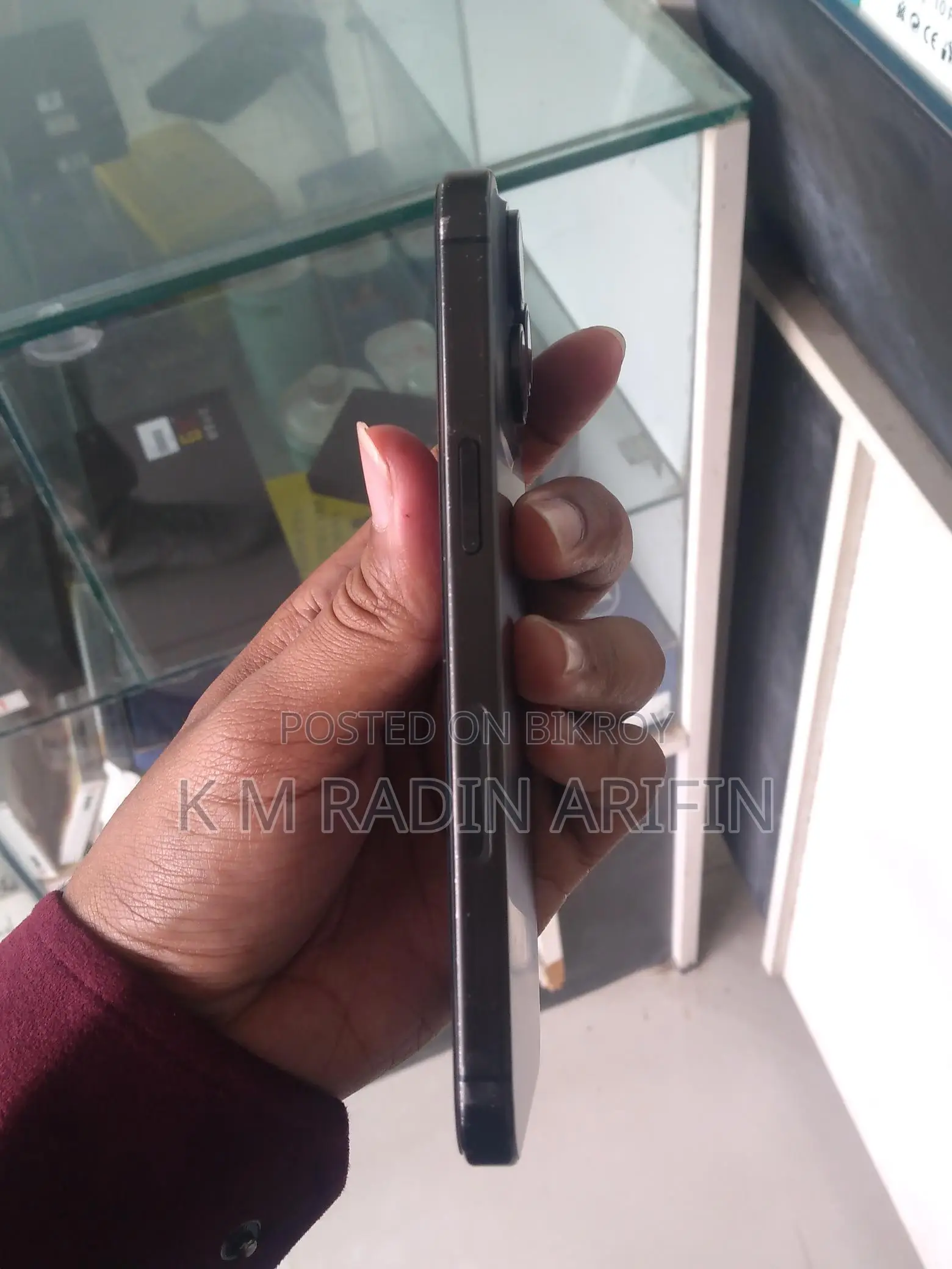 Apple iPhone 15 pro max . (Used)