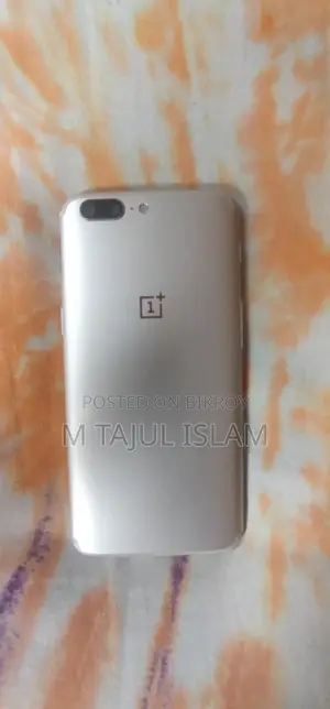OnePlus 5 (Used)