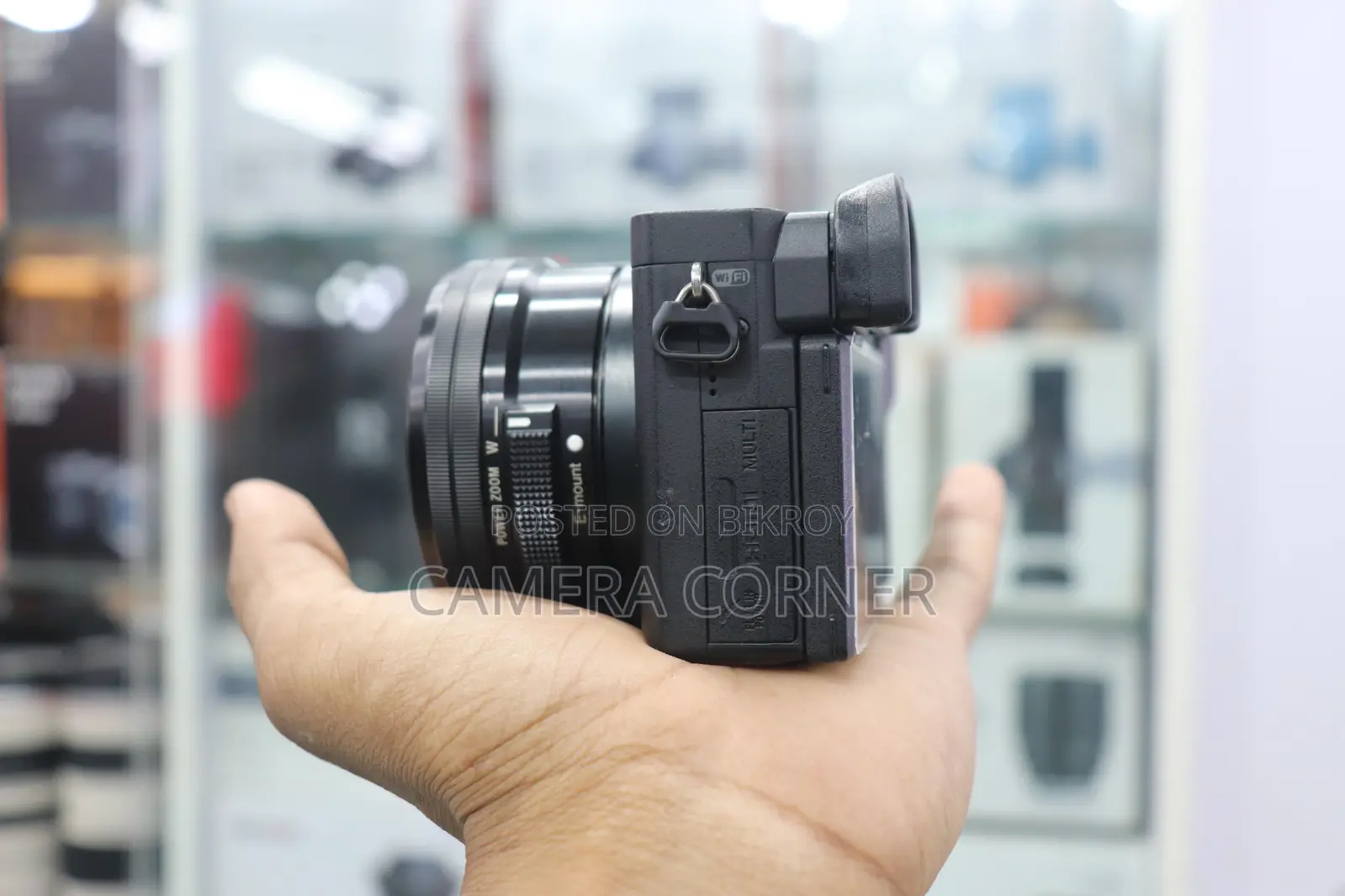 Sony A6400 with 16-50mm lens