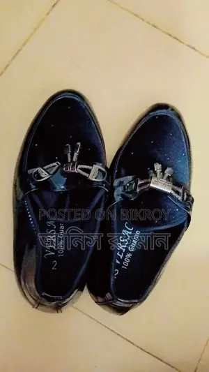 ফ্রেশ জুতা