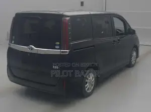 Toyota Noah X Pkg 2020