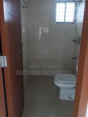 মোহাম্মদপুর বাস স্ট্যান্ডের পাশেই আভিজাত্যের নতুন ঠিকানা!