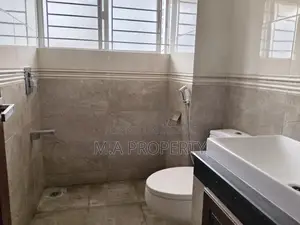 Fully furnish 3-Bedroom Apartment 1850 sqft Rent Gulshan-2