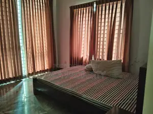 Fully furnish 3-Bedroom Apartment 1850 sqft Rent Gulshan-2