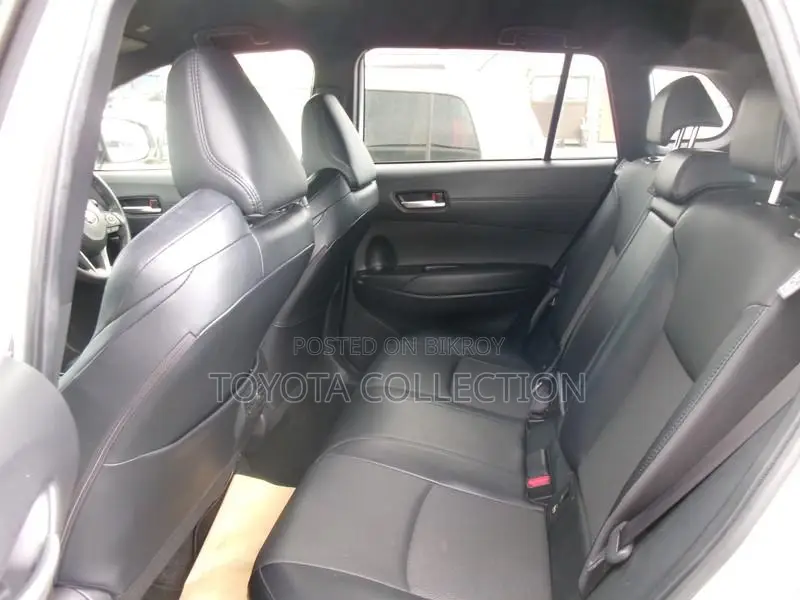 Toyota Corolla Cross Z PACKAGE HARDTOP 2023