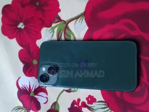 Apple iPhone 13 (Used)