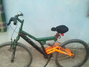একটি সাইকেল বিক্রি করা হবে