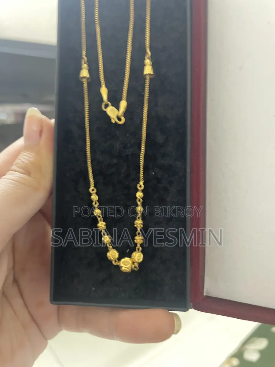 Dubai chain 916