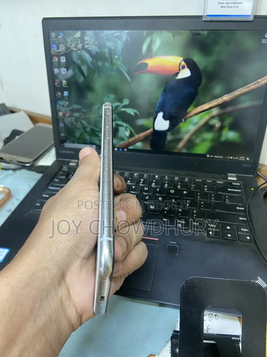 Apple iPhone X (Used)