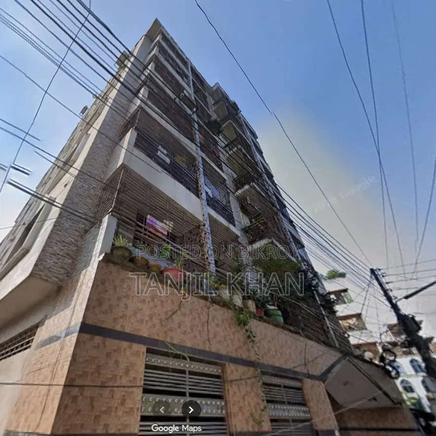 Ready flat for sale, land share included