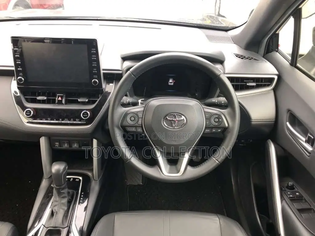 Toyota Corolla Cross Z PACKAGE HARDTOP 2023