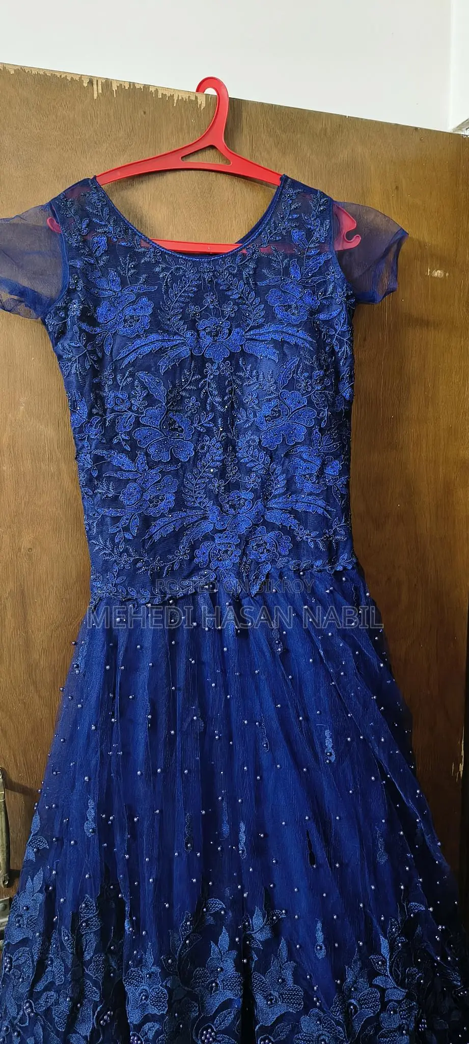 Ladies Party Gown