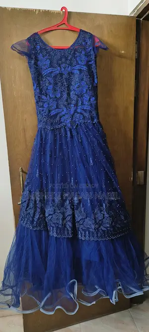 Ladies Party Gown