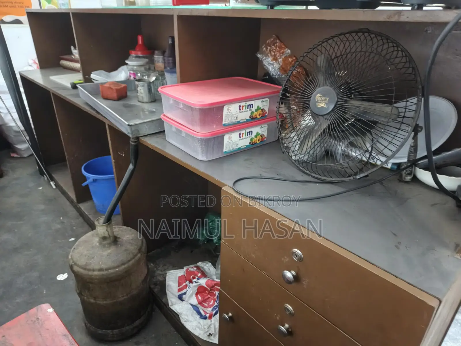 বড় কাউন্টার বিক্রির জন্য