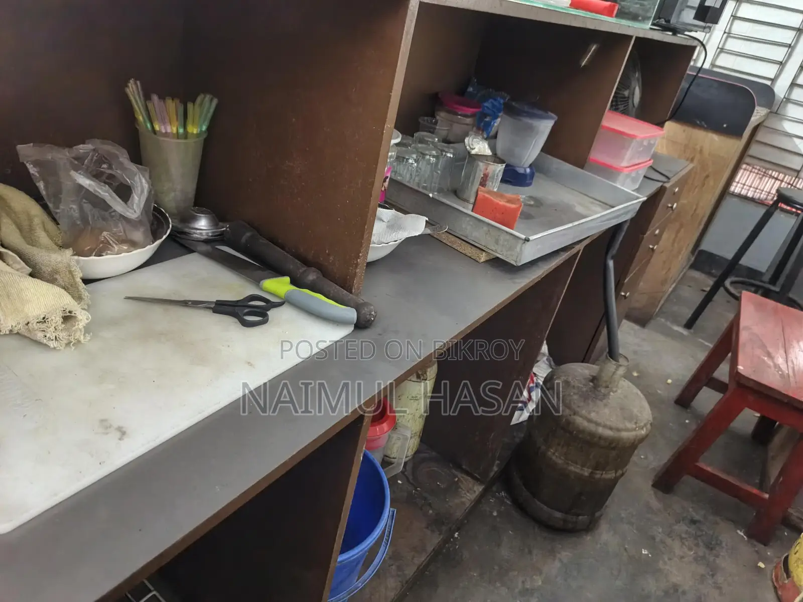 বড় কাউন্টার বিক্রির জন্য