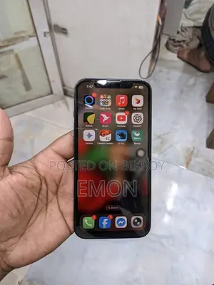Apple iPhone 13 . (Used)