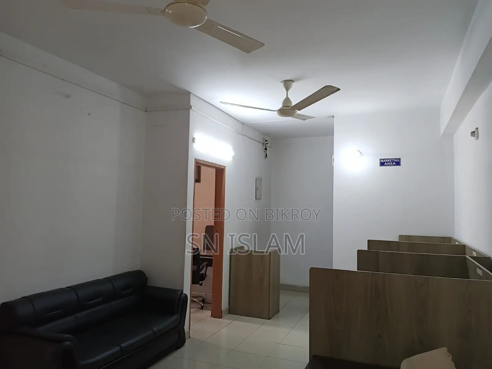 ১৪৩ মাটিকাটা, ক্যান্টনমেন্ট-এ বিক্রয়ের জন্য আসবাবপত্রসহ ৩ বেডরুমের অ্যাপার্টমেন্ট