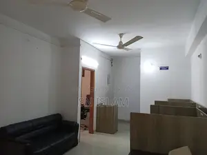 ১৪৩ মাটিকাটা, ক্যান্টনমেন্ট-এ বিক্রয়ের জন্য আসবাবপত্রসহ ৩ বেডরুমের অ্যাপার্টমেন্ট
