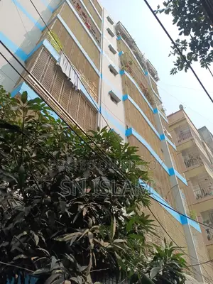 ১৪৩ মাটিকাটা, ক্যান্টনমেন্ট-এ বিক্রয়ের জন্য আসবাবপত্রসহ ৩ বেডরুমের অ্যাপার্টমেন্ট