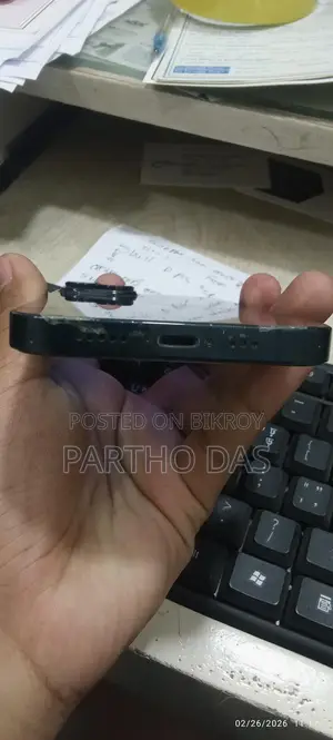 Apple iPhone 14 (Used)