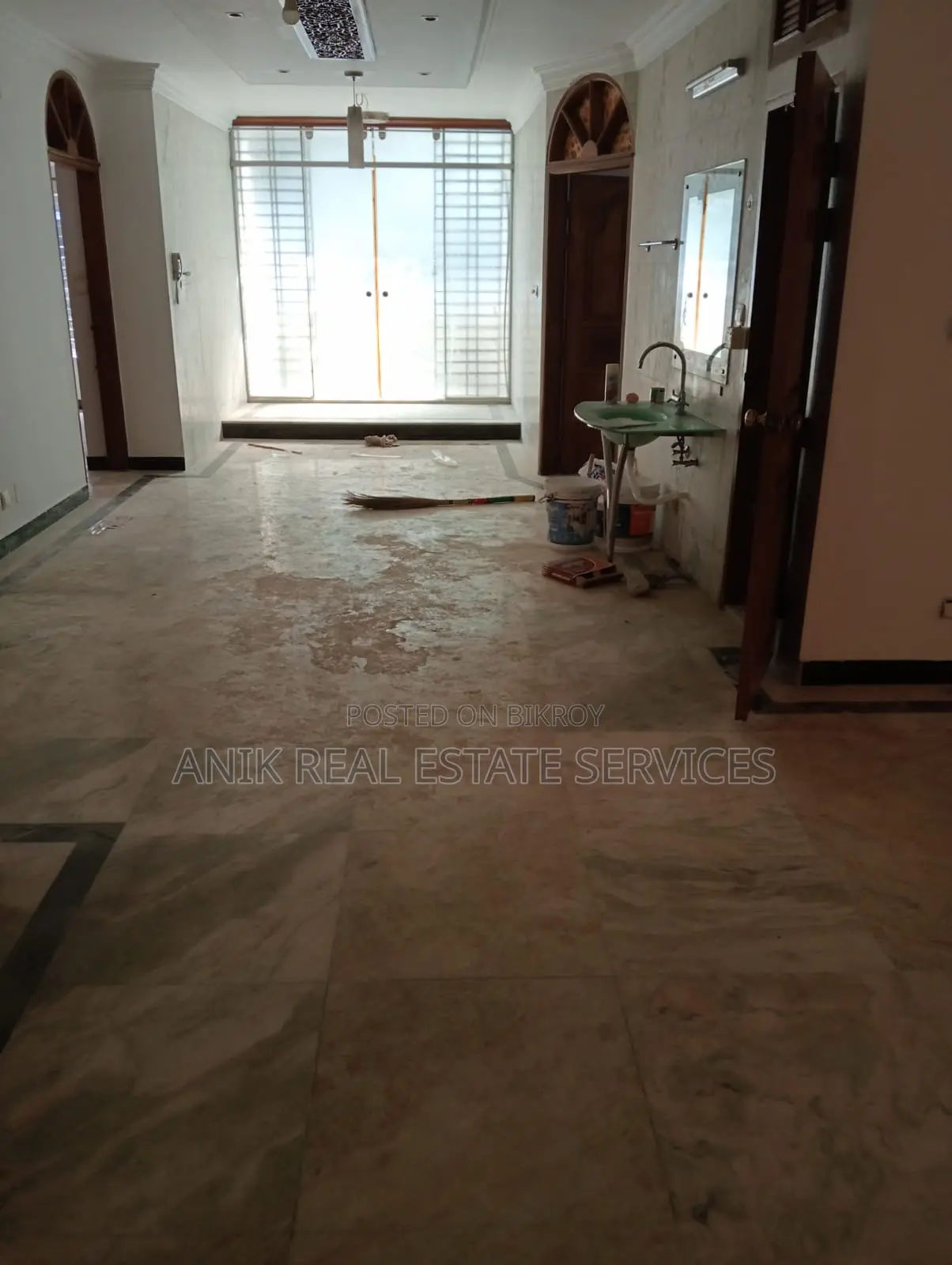 Good Quality 3 Bedroom Un Farnised Flat Rent At Gulshan 2